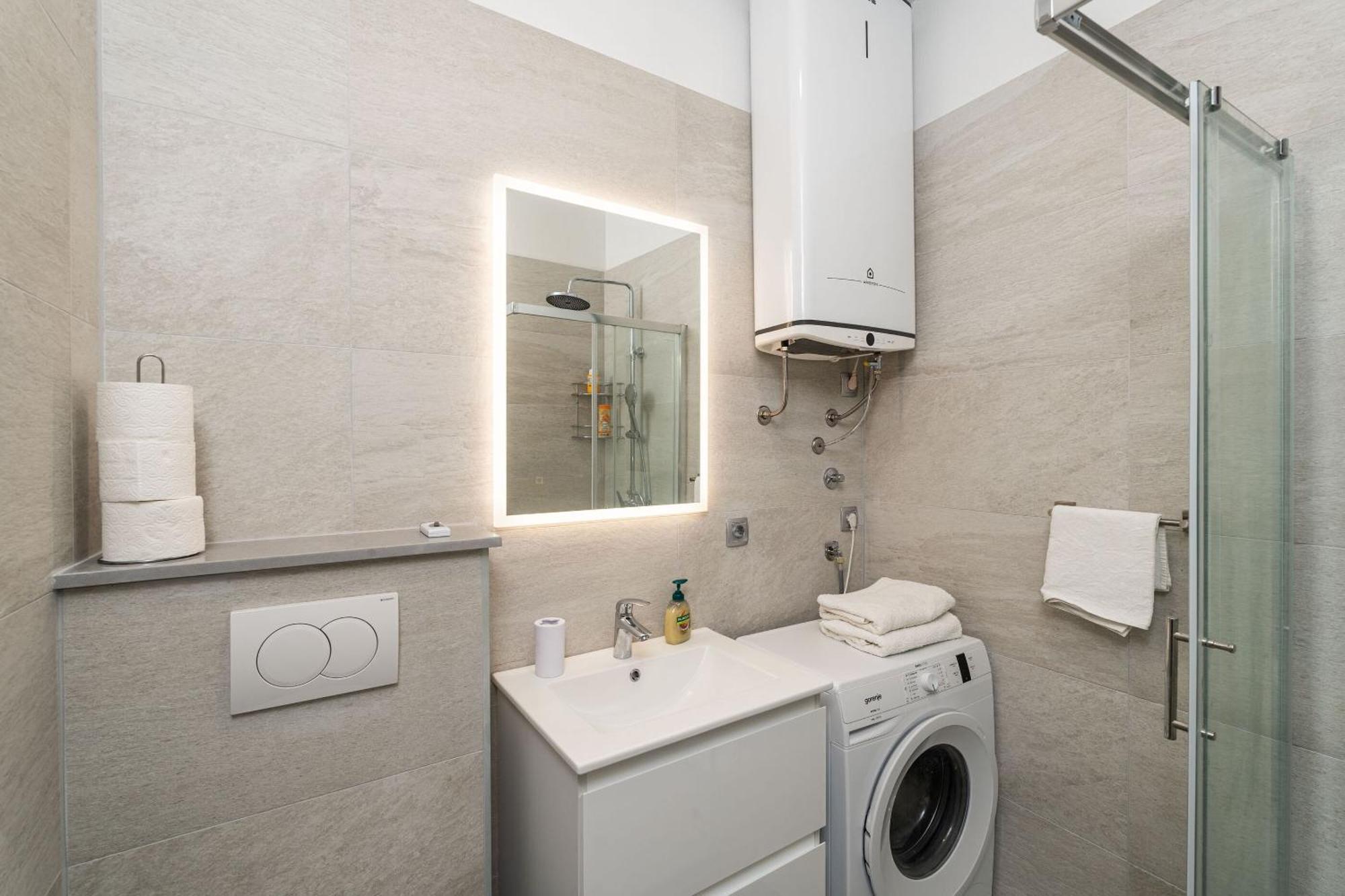 Apartments Pero - Free Parking Dubrovnik Exterior photo